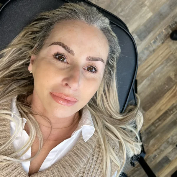 Feather touch eyebrows — fresh portrait result, natural blended finish