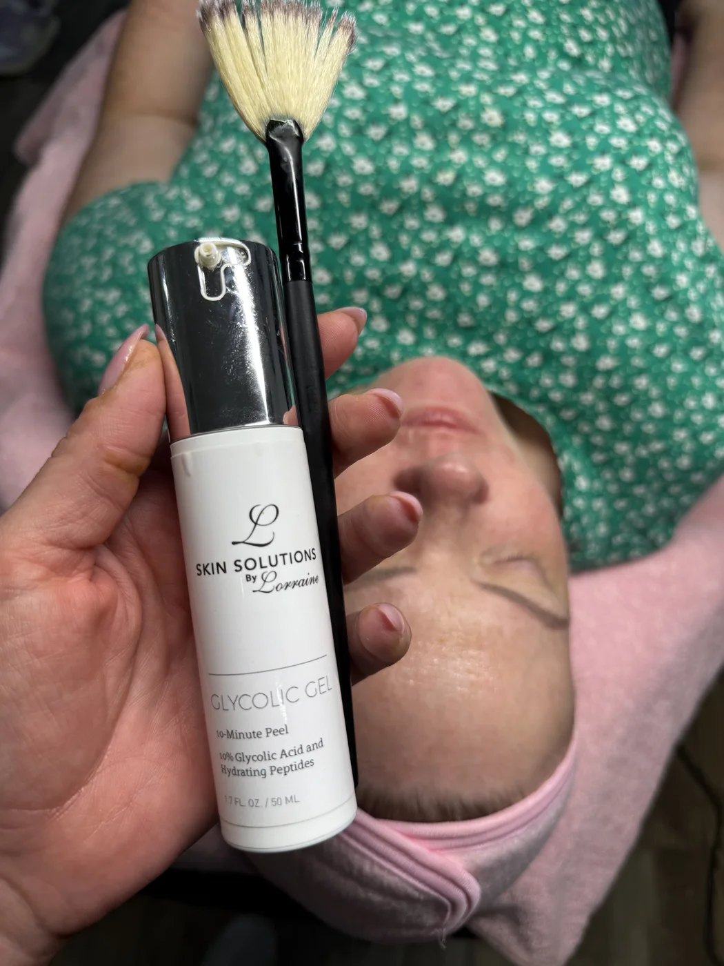 L Facial in progress — Lorraine applying a glycolic gel during a bespoke glow-focused facial, Cosmetic Tattoo by Lorraine Gold Coast